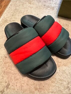 Gucci Green Slides with Red Center Stripe